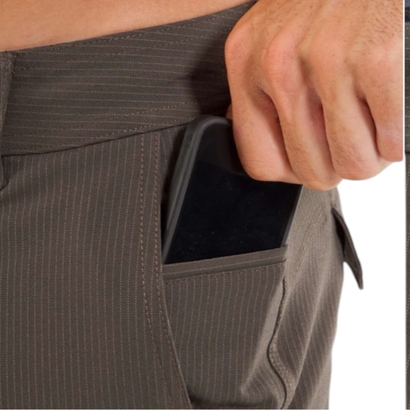 LULULEMON Men's Work to Play Pinstripe Black Pants Size 30” x 34” -- Older Style - Picture 4 of 11